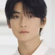 高橋文哉