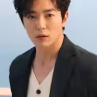 김재욱