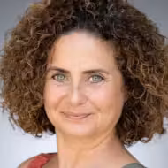 Esra Akkaya