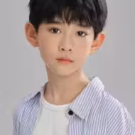 罗琢然