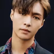 张艺兴