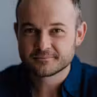 Daniel Henshall